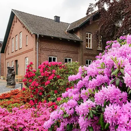 Nutzwedel Farmers Hotel *