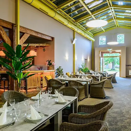 Otel Nutzwedel Farmers *